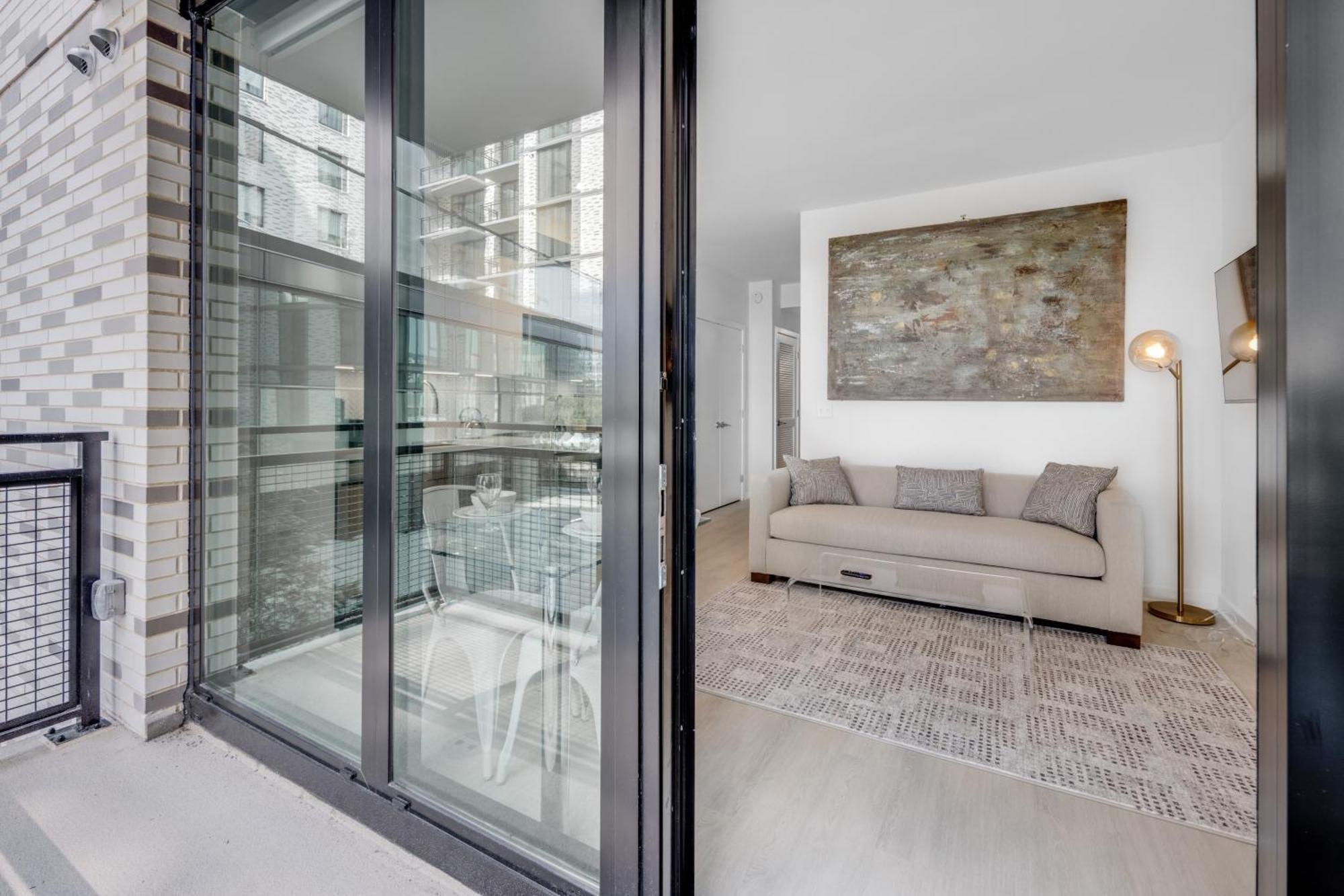 Global Luxury Suites At Capitol Hill Вашингтон Номер фото